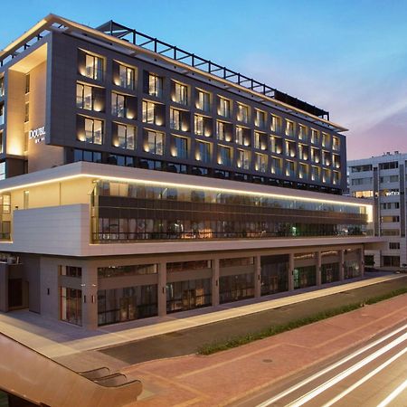Doubletree By Hilton Antalya City Centre Antália Exterior foto Hilton Athens