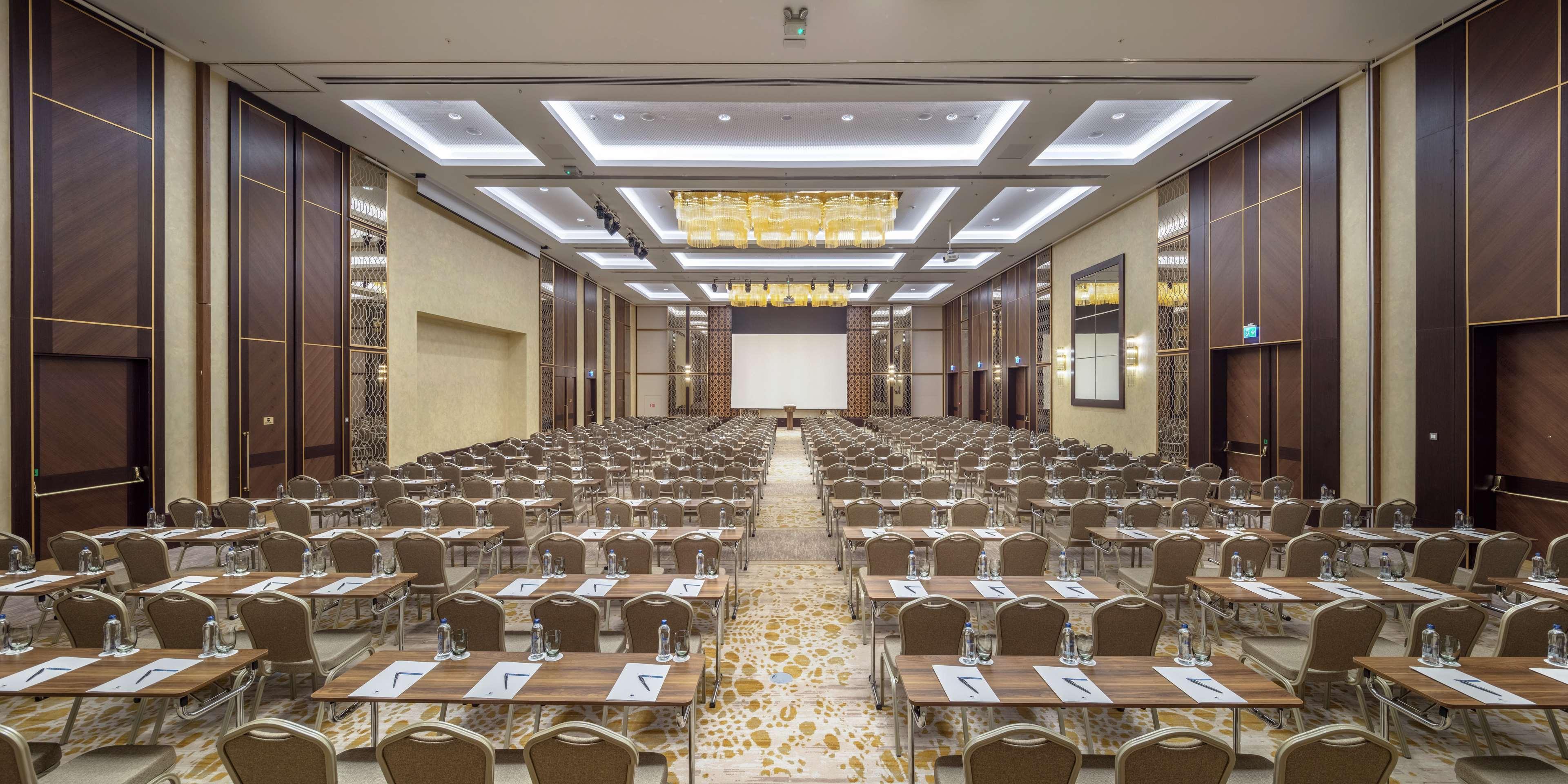Doubletree By Hilton Antalya City Centre Antália Exterior foto The Grand Ballroom